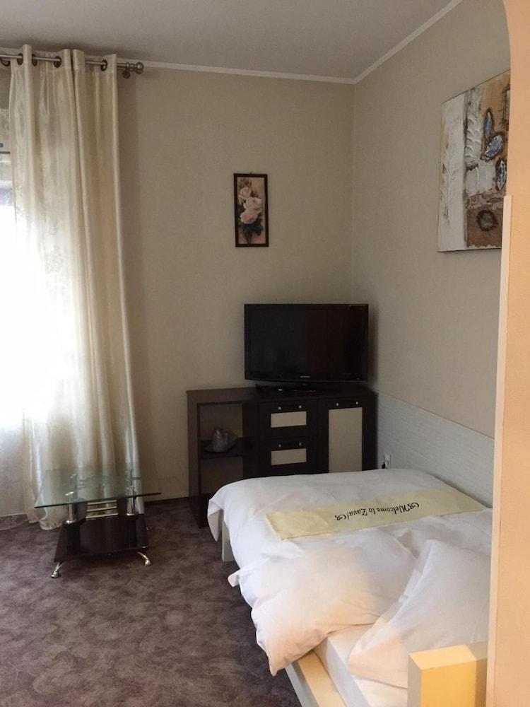 Hotel Papu Bucureşti Eksteriør bilde